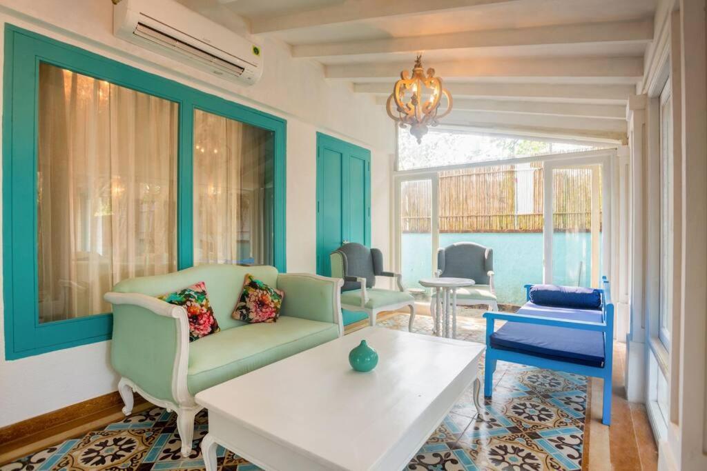 White Banyan Beach Villa, Candolim By The Acacia Villas Luaran gambar