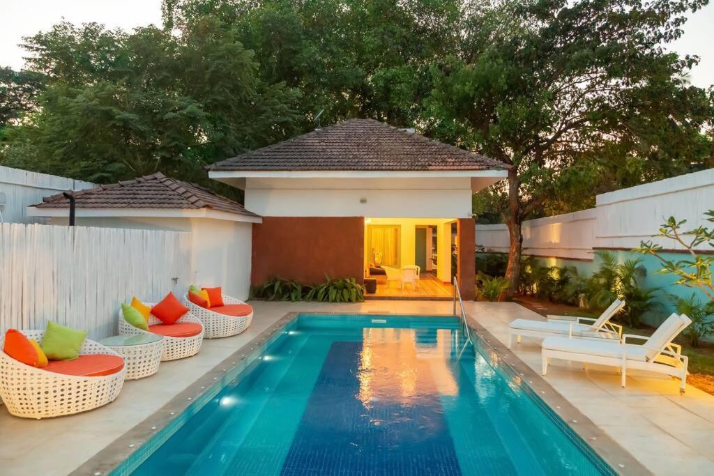 White Banyan Beach Villa, Candolim By The Acacia Villas Luaran gambar