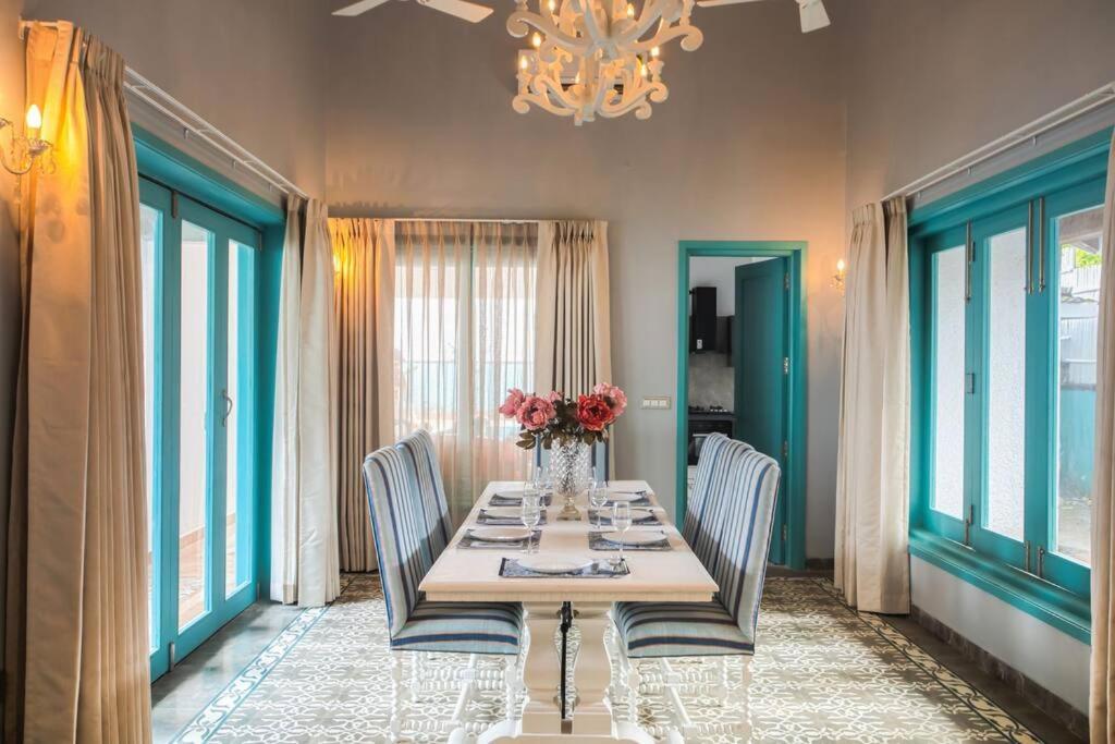White Banyan Beach Villa, Candolim By The Acacia Villas Luaran gambar